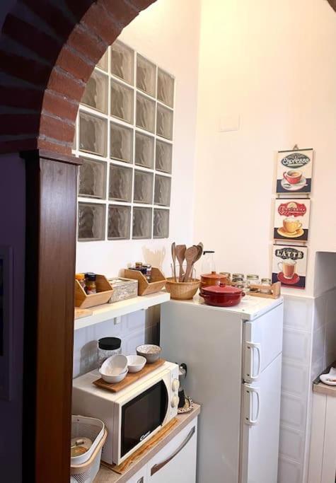 “A Ca Di Amelia” Apartment Savona Luaran gambar